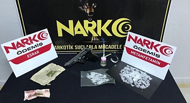Uyuşturucu Ticareti Yaptığı Şüphesiyle 3 Kişi Suçüstü Yakalandı