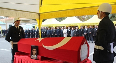 Komiser GökhanTorun'un naaşı memleketi Bursa'ya uğurlandı
