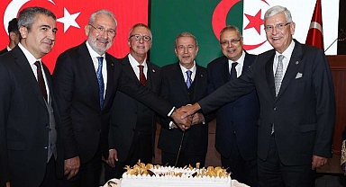 Bakan Akar, Cezayir Bağımsızlık Günü resepsiyonunda