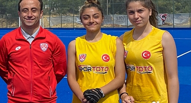 Muğla’lı Hokeyciler Sude Nur Kurt ve Aleyna Başbuğ Ümit Milli Takımına Seçildi 