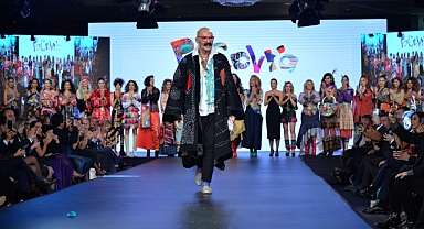 Thalia Natural Beauty Openstage Awards'ta Sürprizler Geçidi 