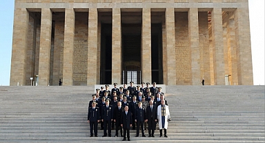 Türk Polis Teşkilatı Heyeti Anıtkabir'de