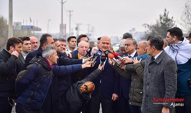 Polis Servisine Bombalı Saldırı! 8'i Polis 9 Yaralı
