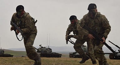 Fırat Kalkanı'nda 8 terörist etkisiz hale getirildi