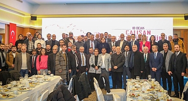 Gaziantep'te Başkan Şahin, Gazetecilerle Buluştu