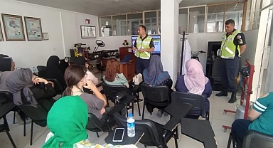Jandarma'dan 166 Bin 446 Kişiye Trafik Güvenliği Eğitimi Verildi