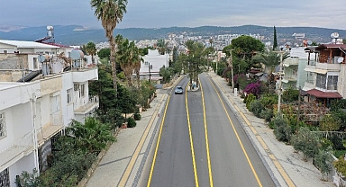 Taşucu’da yolları yeni yüzüne kavuşturdu