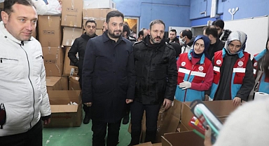 Kâğıthane'den Binlerce Kişi Afet Bölgesine Yardım Gönderdi