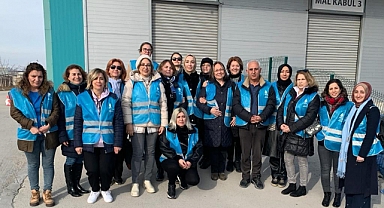 DEVA Partili Kadınlardan Depremzede Kadınlara Destek