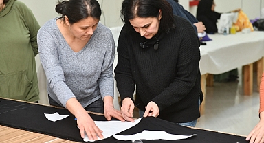 Esenyurtlu Kadınlardan Depremzede Kadınlara Anlamlı Hediye