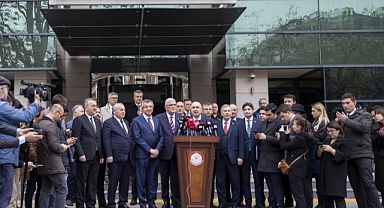 Kılıçdaroğlu'nun Adaylık Başvurusu YSK'ya Sunuldu