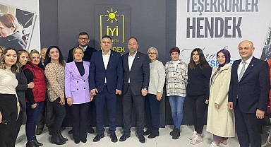 Sakarya'da İYİ Parti'den toplu kayıt ve iftar