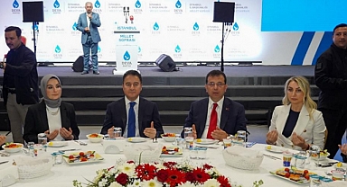 Babacan İstanbul'da İftar Programına Katıldı
