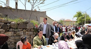 Başkan Tolga Tosun Köy Hayrı'na Katıldı 