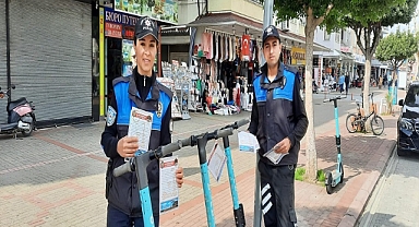 Elektrikli Scooterlara Broşürler Asıldı 