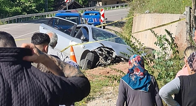 Bayram tatili yolunda feci kaza: 3 kişi hayatını kaybetti!