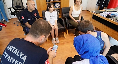 Enkaz altında 108 saat böyle hayatta kaldılar