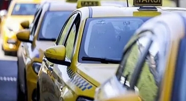 İstanbul'da Taksiciler yüzde 100 zam istiyor