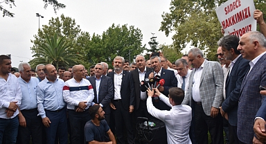 Özel Halk Otobüsleri Esnafı İBB Önünde Haklarını Aradı
