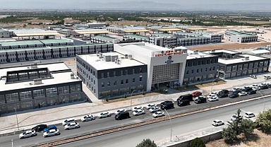 Dünya Kayısı Ticaret Merkezi gün sayıyor