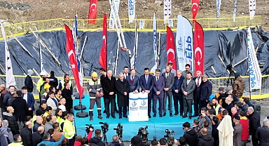 Bağcılar'da Asburçaklar Sitesi'nin Temeli Atıldı