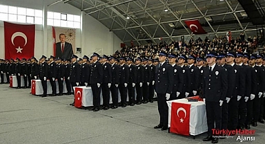 Bayburt POMEM Mezuniyet Töreninin Onur Konuğu Oldu 