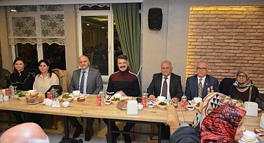 Trabzon Polis Emeklilerine Yemekli Davet 