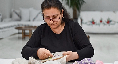 Esenyurtlu Kadınlar Belediyenin Açtığı Kurslarda Meslek Öğreniyor