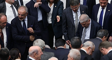 Milletvekili Hasan Bitmez Meclis Kürsüsünde Fenalaştı