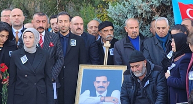 Sinan Ateş'in eşi Ayşe Ateş; Elini Kolunu Sallayarak Gezen Failleri Yakalayın