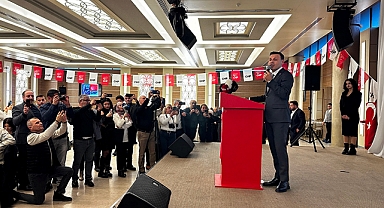 CHP İstanbul İl Başkanı Özgür Çelik, 'Yerel Basın, Mücadelenin Sesi Olmuştur!'