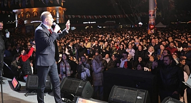 Ahmet Akın,gençlere seslendi : 