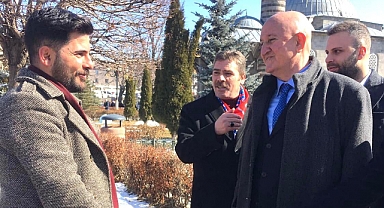 Atila, 'Yoksulluk Çoğaldıkça Biz Utanıyoruz'