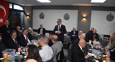 Bayrampaşa Başkan Adayı Hasan Mutlu Komşularıyla İftar Yaptı