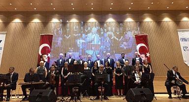 Hastane Sağlıkçılar Korosu Muhteşem Konser Verdi 
