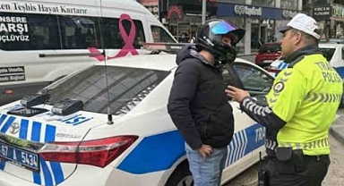 Abartı egzozdan yakalandı,'Çekiciye verecek param yok' diyerek tepki gösterdi