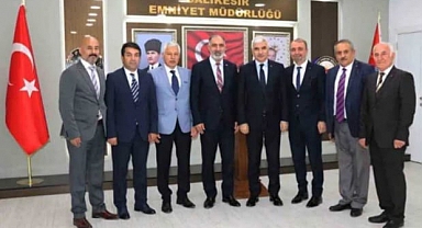 Balıkesir Emniyet Müdürü Yiğit, Emekli Meslektaşlarını Ağırladı 