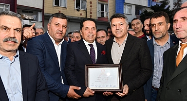 Esenyurt Belediye Başkanı Prof. Dr. Ahmet Özer Mazbatasını Aldı