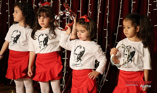 Sarıyerli Minikler 23 Nisan'ı Çok Sevdi