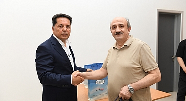 Başkan Özer; 'Basın Daima Özgür Olmalıdır'