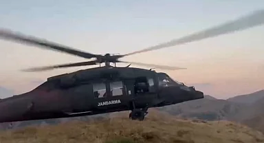 Bingöl'de kayalıklardan düşen kadını Jandarma kurtardı