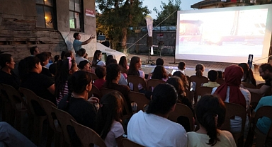 Sarıyer'de Çocuklara Açık Havada Film Gösterimleri