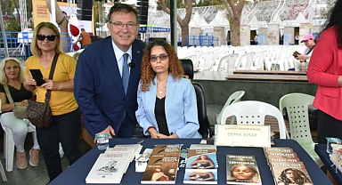 Başkan Aksu'dan, UNESCO Ödüllü, Engelli Yazar Derya Avşar'a Tebrik