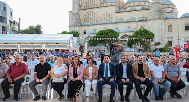 Başkan Özer'in Konuk Olduğu 'Maltepe Kitap Günleri'ne 'Barış' Damgası