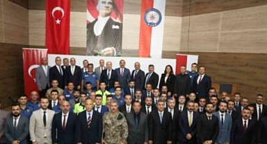 Bursa'da başarılı 55 emniyet personeli ödüllendirildi