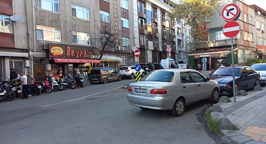 Trafik Müfettişi Yol Ayrımına Ayna Konulmasını İstedi 