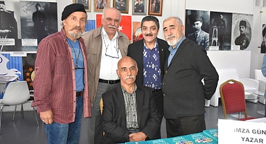 Erzurumlu Yazarlar, Erzurum Kültür Buluşmalarında Kitaplarını İmzalıyor