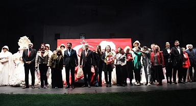 ‘Kültür Sanat Başkenti’ Yolunda Büyük Adım; Esenyurt’ta Cumhuriyet Defilesi
