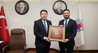 Adalet Bakanı Yılmaz Tunç'tan, Kağıthane Belediyesi'ne Ziyaret