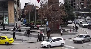  Eskişehir'de Kural Tanımaz Sürücüler Kameralara Yakalandı